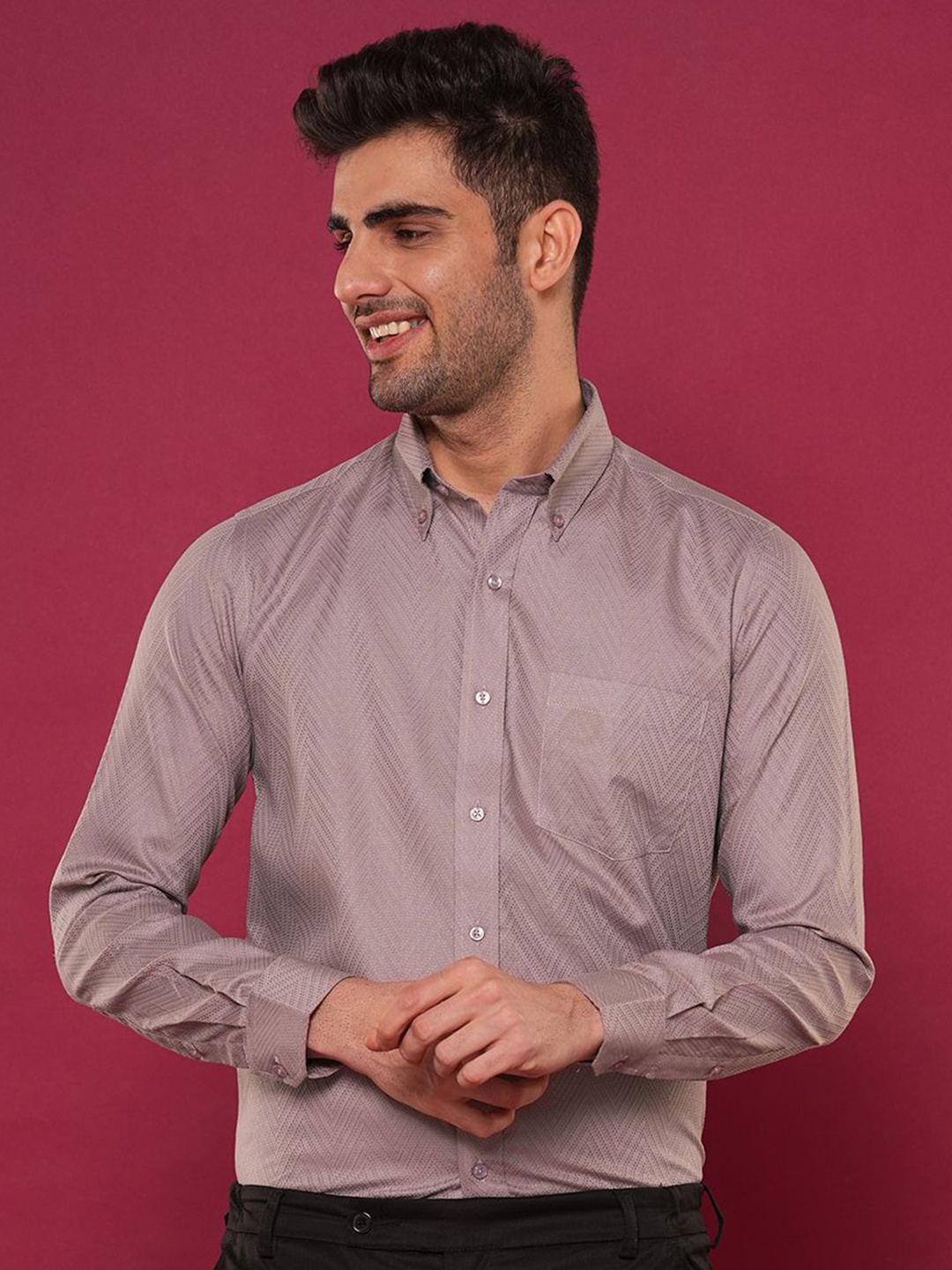 

John Philips Men Slim Fit Opaque Casual Shirt, Peach