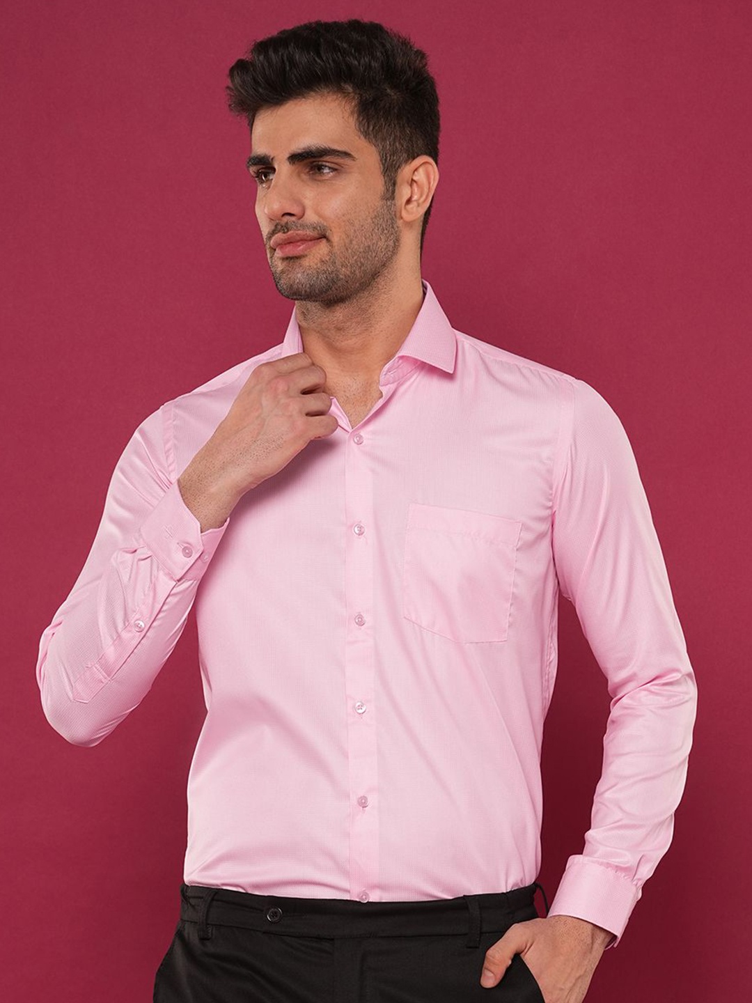 

John Philips Men Slim Fit Opaque Casual Shirt, Pink