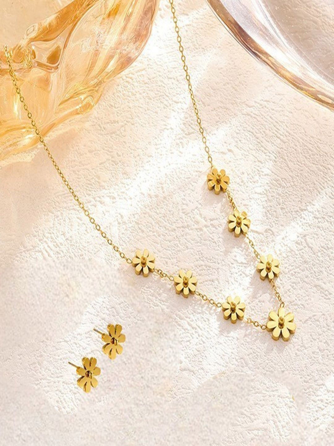 

AQUASTREET 18K Gold Plated Waterproof Anti-Tarnish Floral Charm Jewellery Set