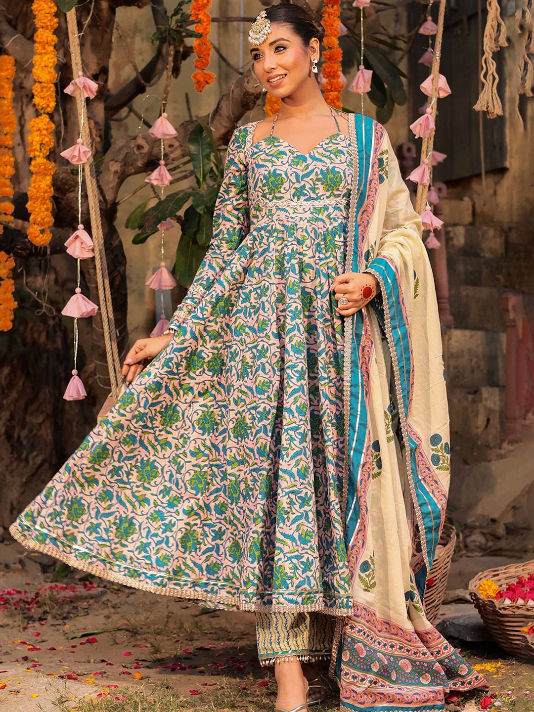 

LABEL ADITI HUNDIA Women Ethnic Motifs Printed Regular Pure Cotton Kurta with Trousers & With Dupatta, Cream
