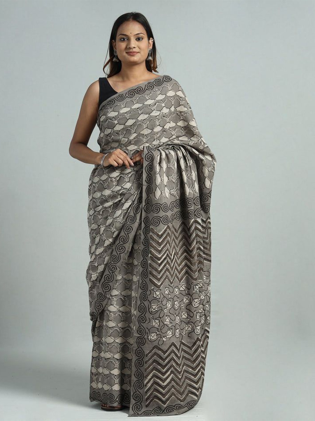 

iTokri Pure Cotton Block Print Saree, Grey