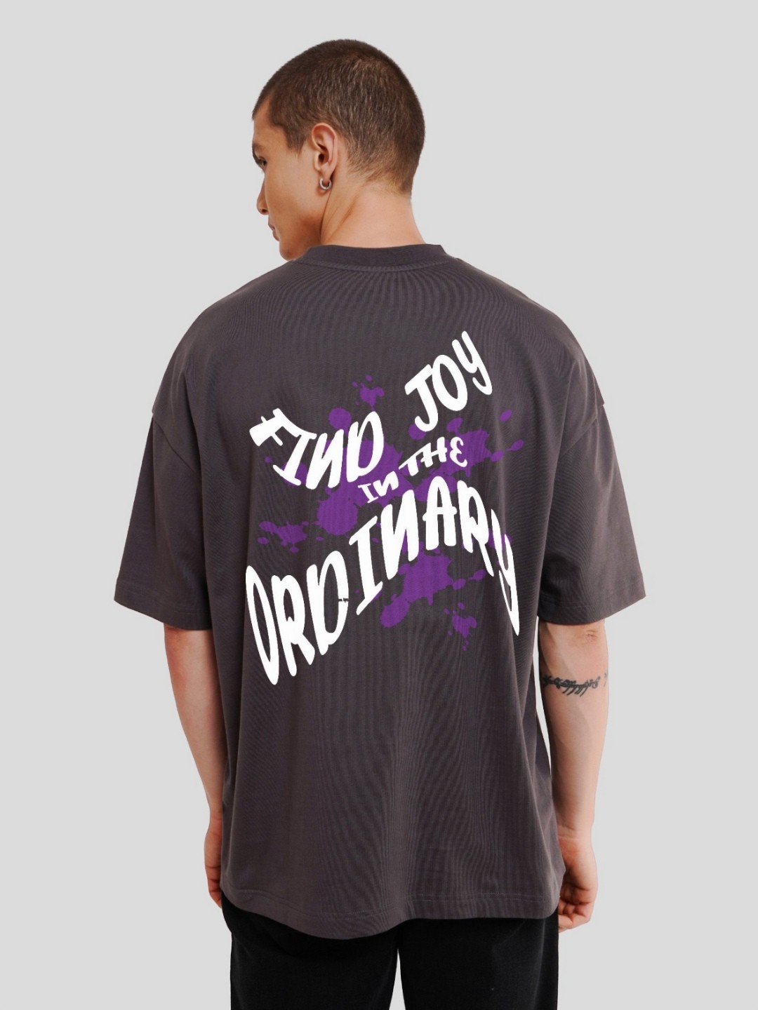 

Underrated Club Men Printed Bio Finish Applique T-shirt, Grey