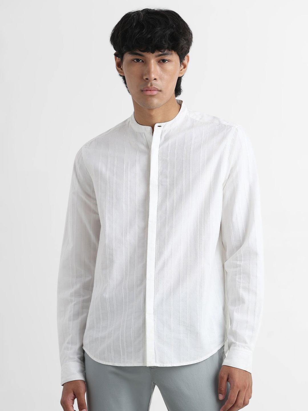

YUVAKAA Men Opaque Casual Shirt, White