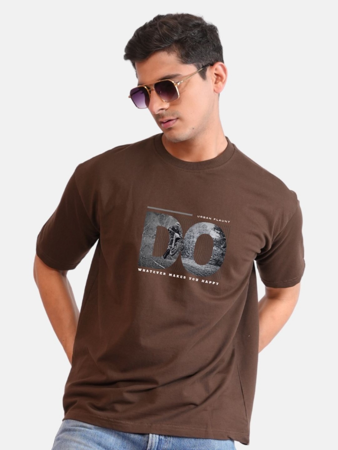 

URBAN FLAUNT Men Typography Printed Applique T-shirt, Brown