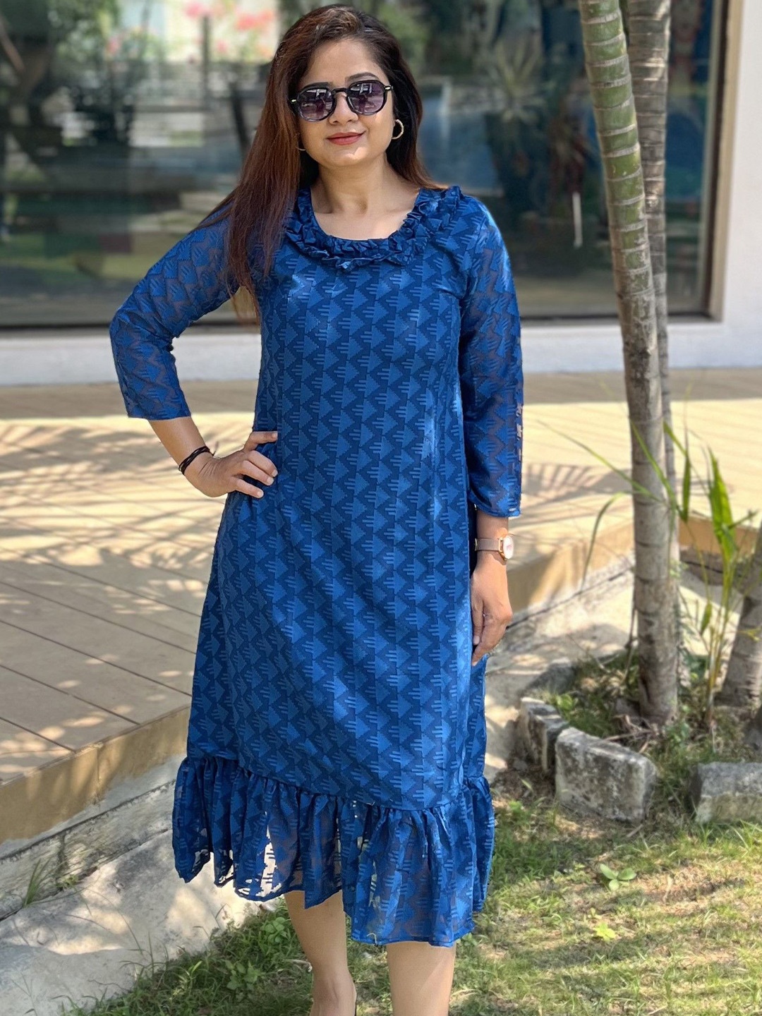 

Bhanderi Fashion Women Printed Georgette A-Line Midi Dress, Blue