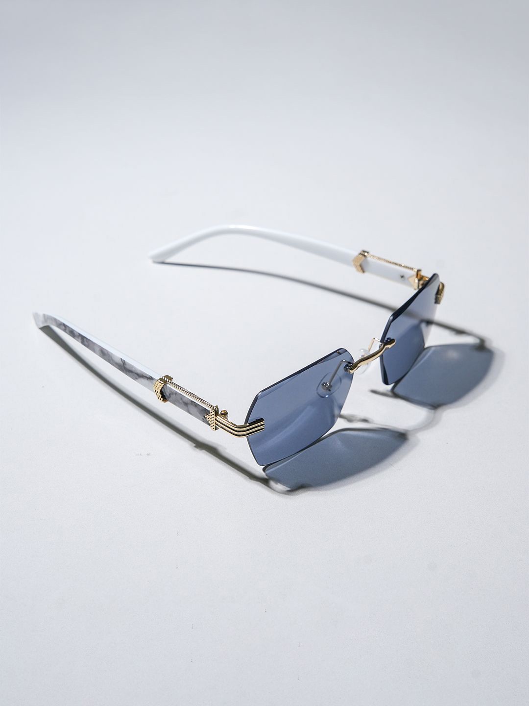 

CHOKORE Men Rectangle Sunglasses with UV Protected Lens CHKSM_185, Black