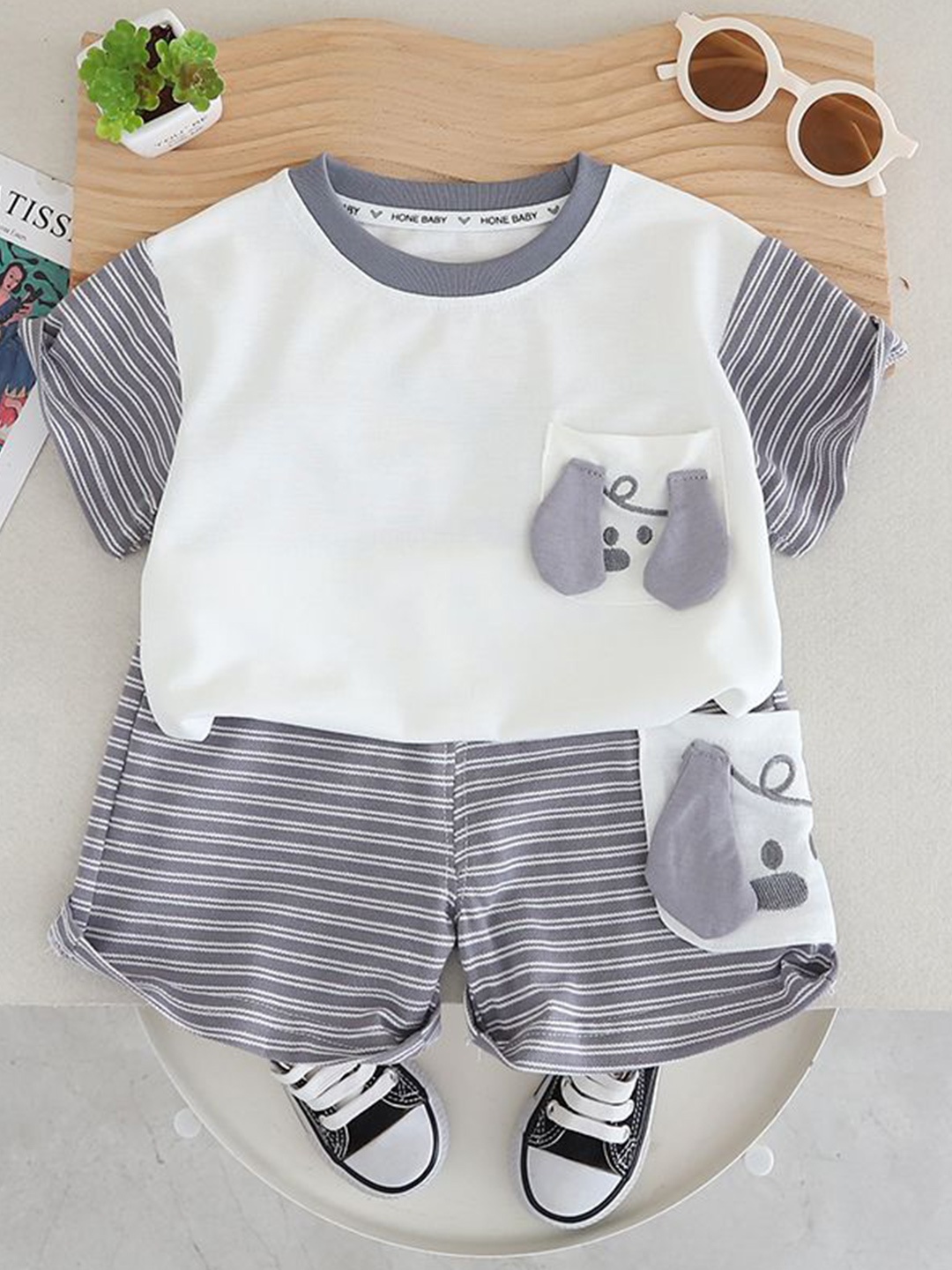 

StyleCast x Revolte Boys Striped Round Neck Pure Cotton T-shirt with Shorts, Grey
