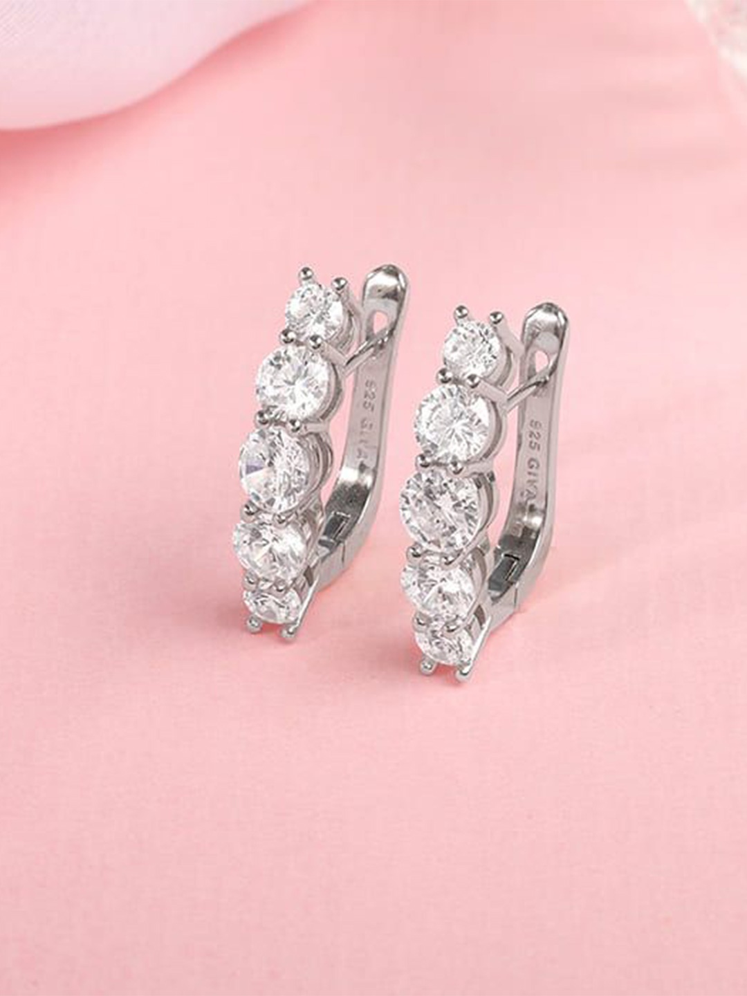 

GIVA Silver Contemporary 925 Silver-Plated Oxidised Crystals Studs Earrings