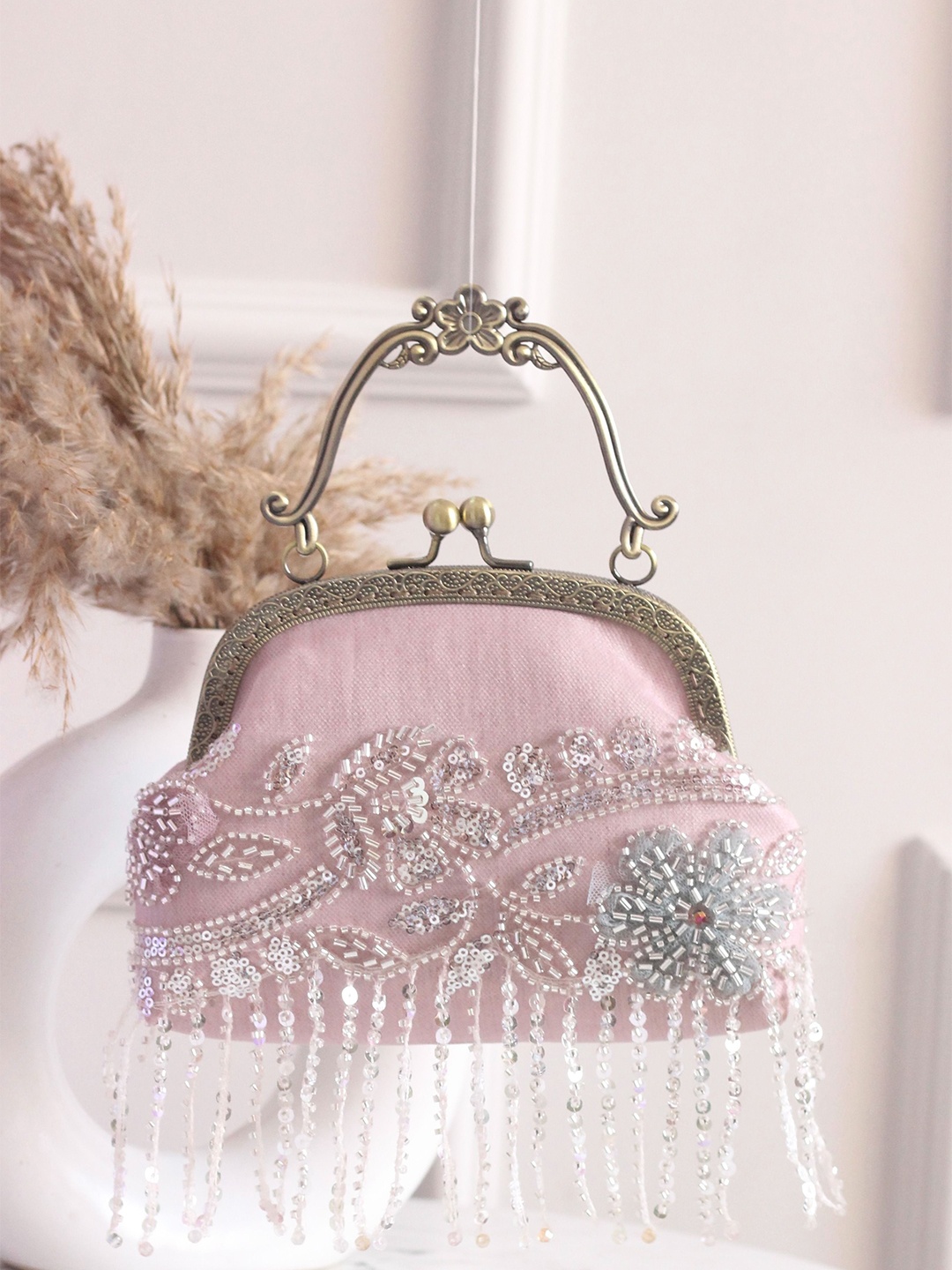 

BOXWISH BY BHUMIKA Wrist Loop Box Clutch, Pink