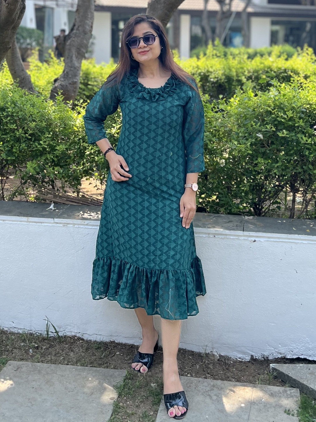 

Bhanderi Fashion Georgette A-Line Midi Dress, Green