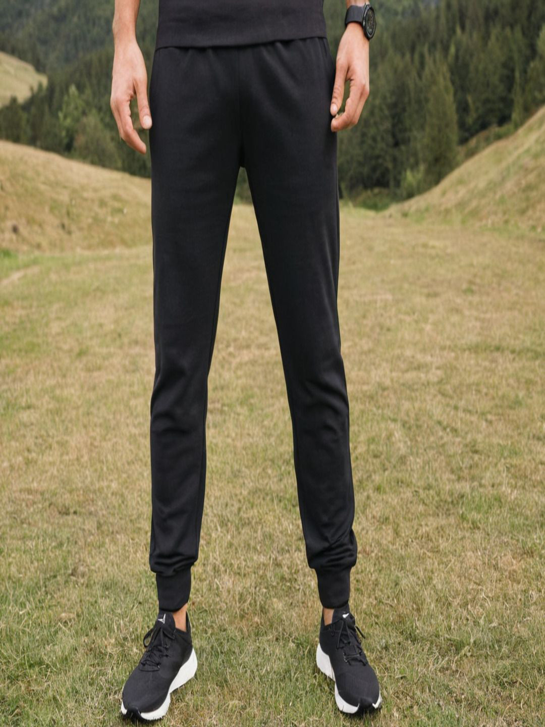 

MAYKR Men Mid Rise Joggers, Black