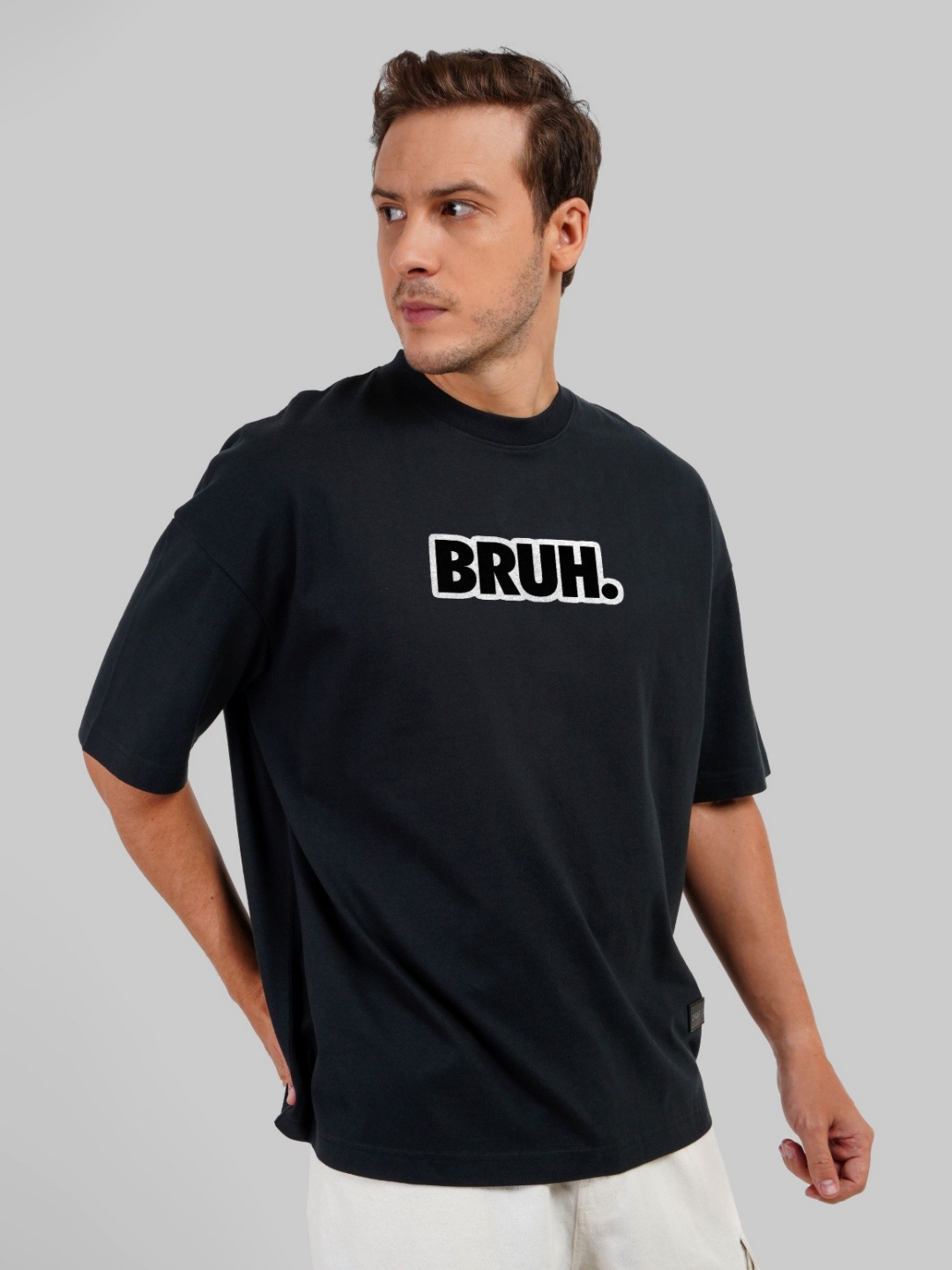 

Underrated Club Men Typography Printed Bio Finish Pockets T-shirt, Black