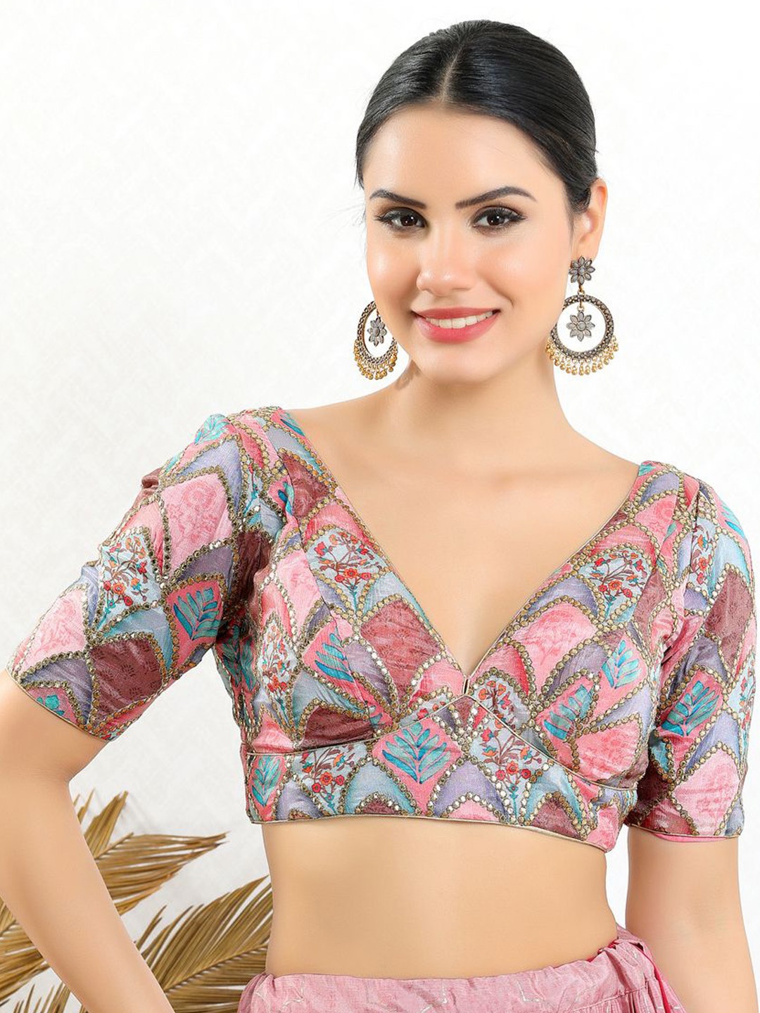 

VAMAS - THE DESIGNER BLOUSES Sequinned Embroidered Silk V-Neck Padded Saree Blouse, Peach