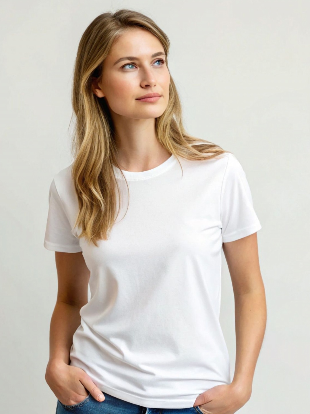 

Xenovaurban Women Extended Sleeves Pockets T-shirt, White