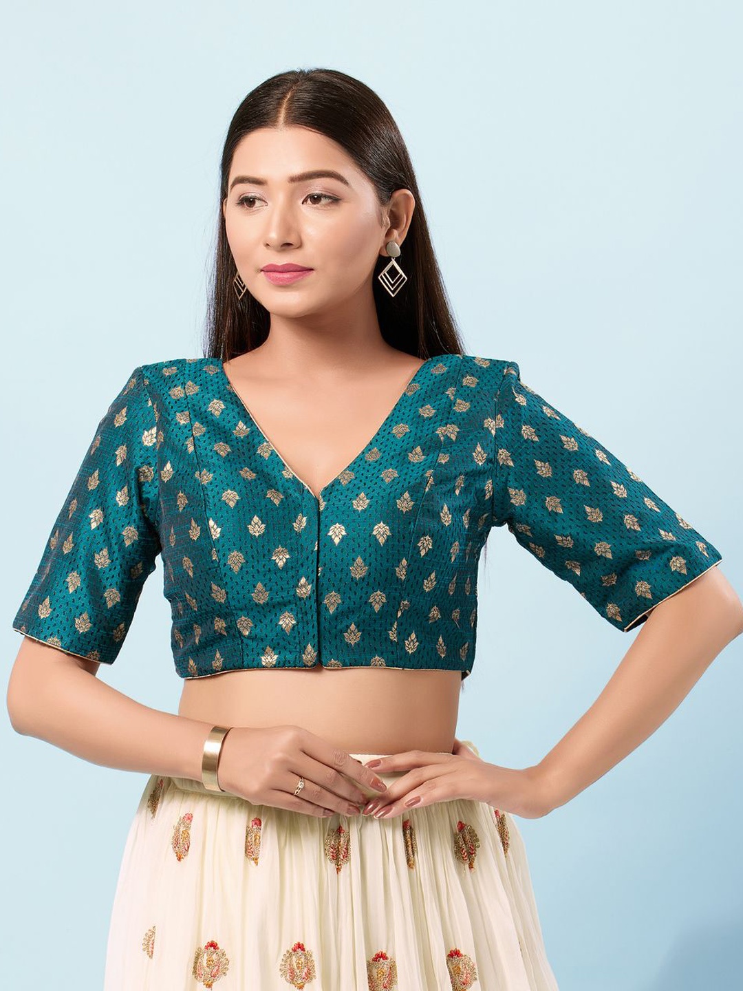 

VAMAS - THE DESIGNER BLOUSES Woven Design Brocade V-Neck Padded Saree Blouse, Blue