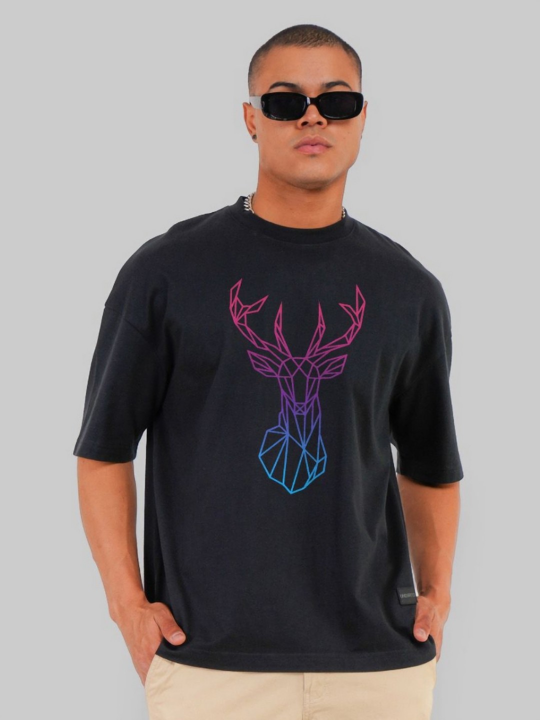 

Underrated Club Men Printed Extended Sleeves Bio Finish Raw Edge T-shirt, Black