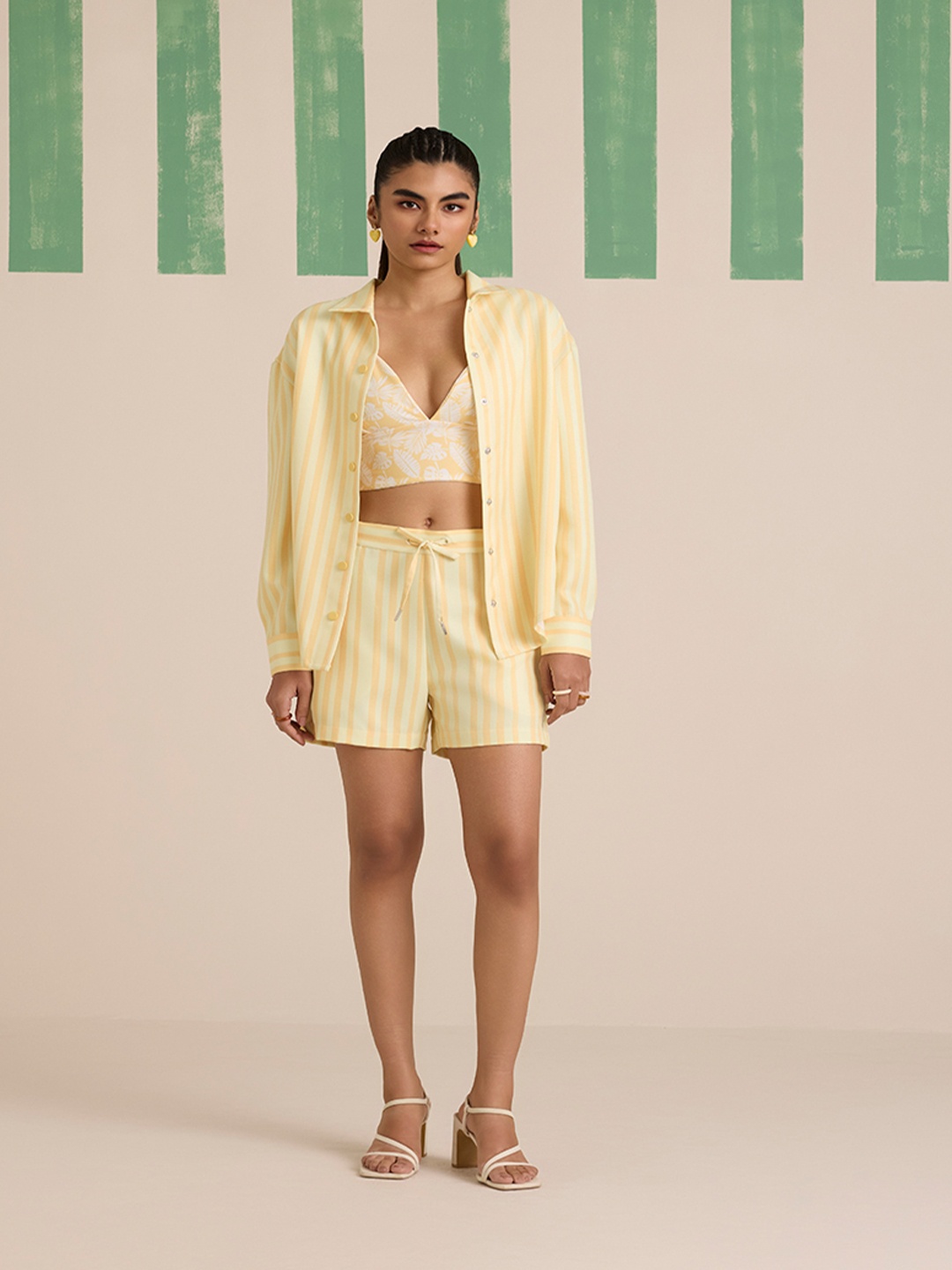

Muvazo Striped Shirt Collar Shirt & Shorts With Top Cacao Weave Co-Ords, Yellow