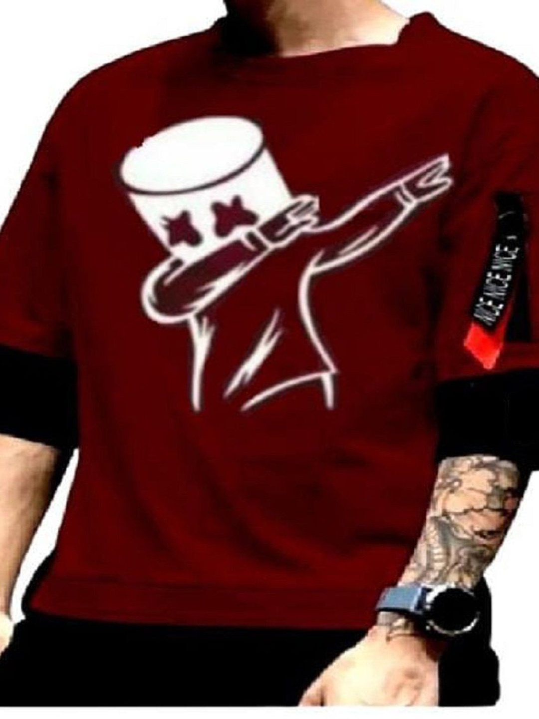 

SAHAL Men Typography Polo Collar Applique T-shirt, Maroon