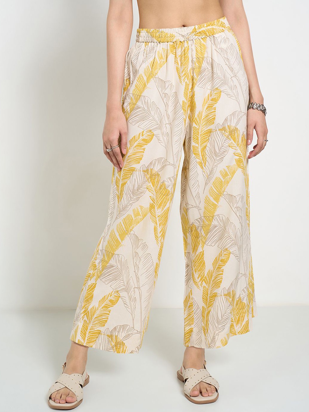 

RANGMANCH BY PANTALOONS Women Printed Flared Trousers, Cream