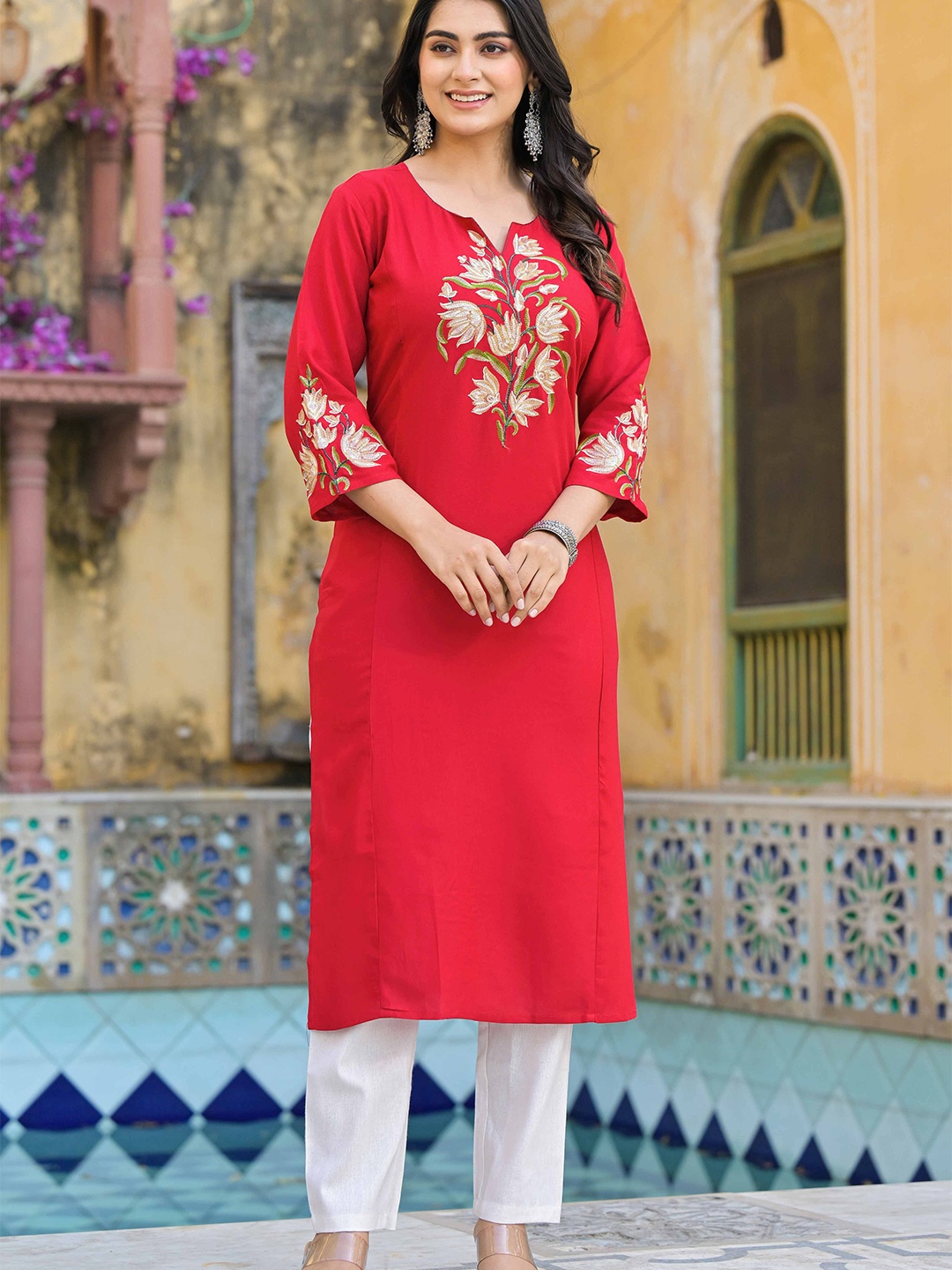 

Peachmode Floral Yoke Design Thread Work Kurta, Red