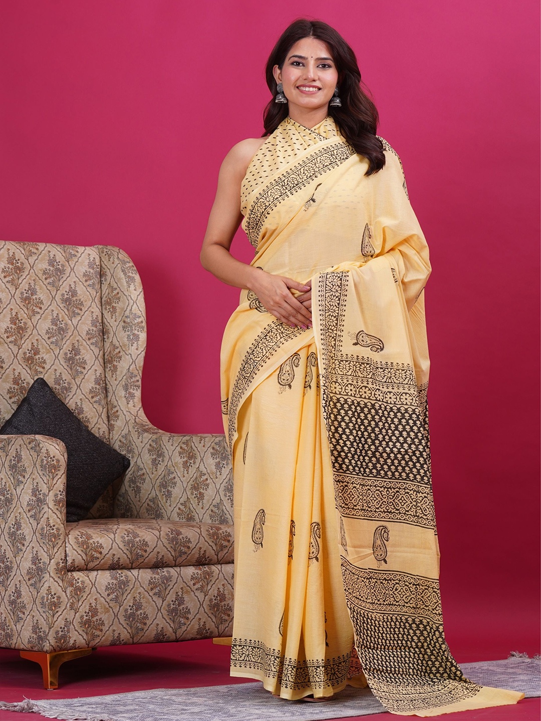

Shivanya Handicrafts Ethnic Motifs Printed Pure Cotton Block Print Saree, Cream