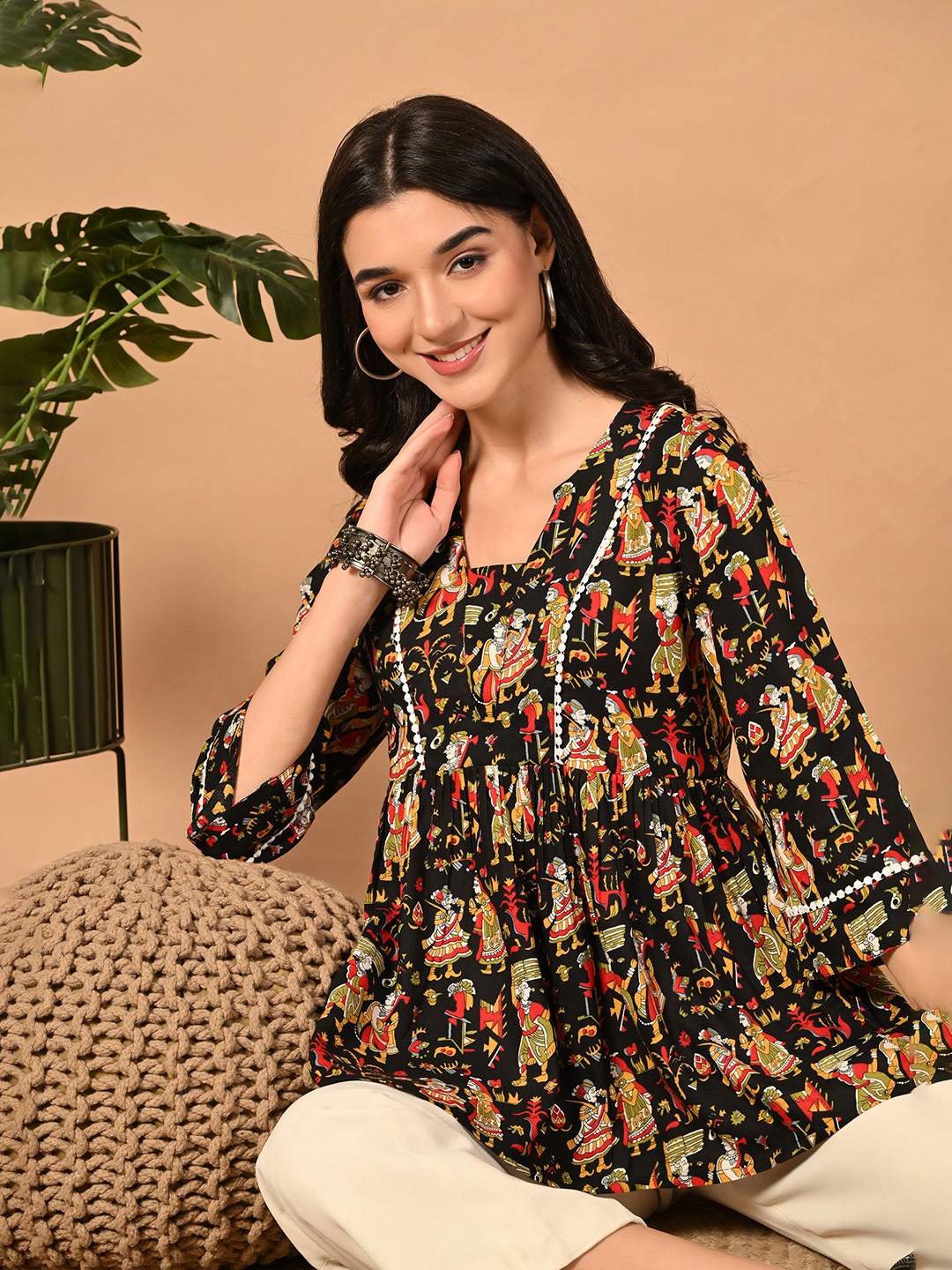 

Aktasa Tribal Print Top, Black