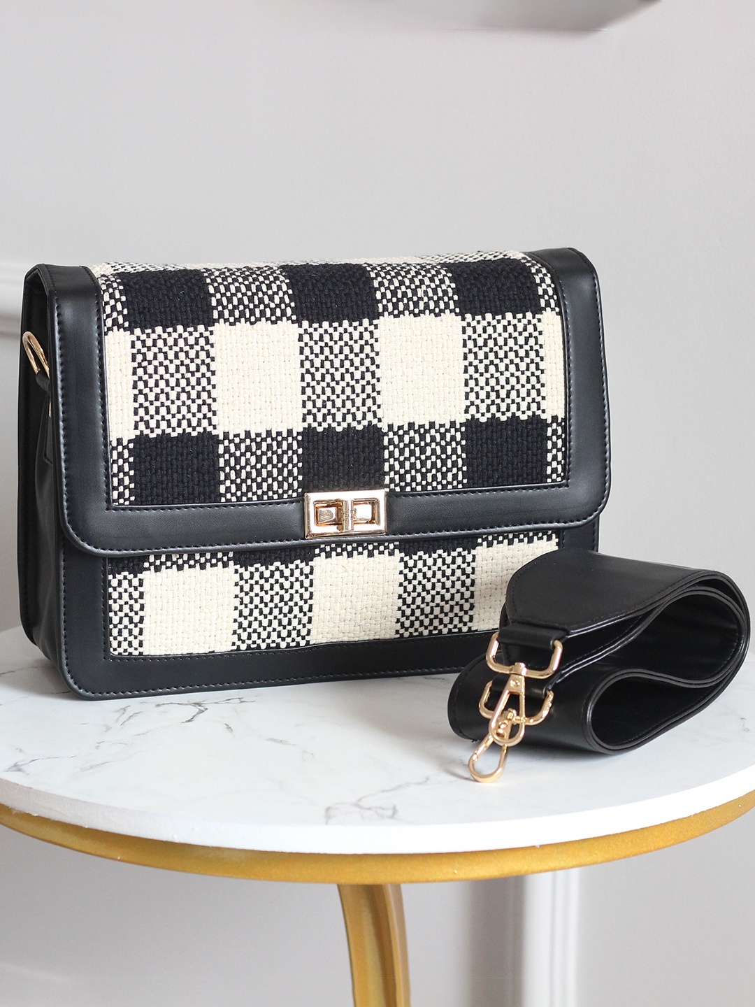 

BOXWISH BY BHUMIKA Checked Shoulder Strap Clutch, Black