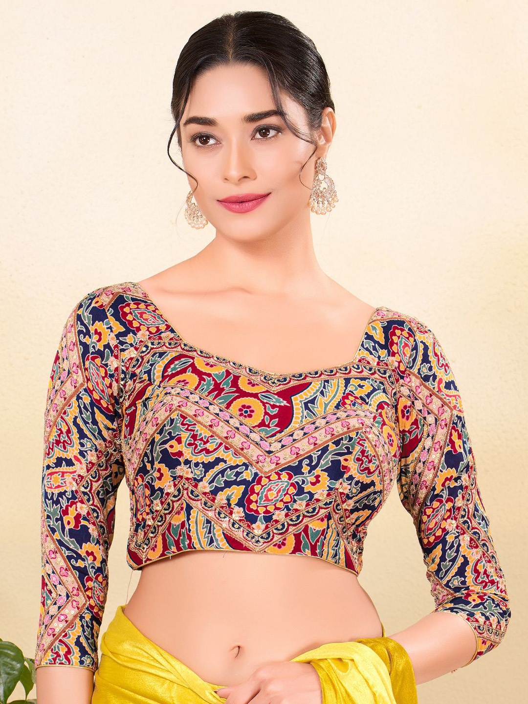 

VAMAS - THE DESIGNER BLOUSES Sweetheart Neck Padded Saree Blouse, Maroon
