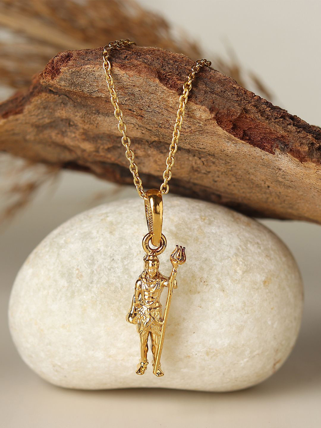 

Metronaut Gold-Plated Contemporary Pendants
