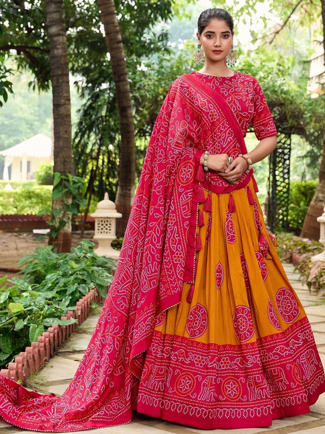 

RADHVI BIZ Bandhani Printed Kalamkari Silk Ready to Wear Lehenga & Choli With Dupatta, Yellow