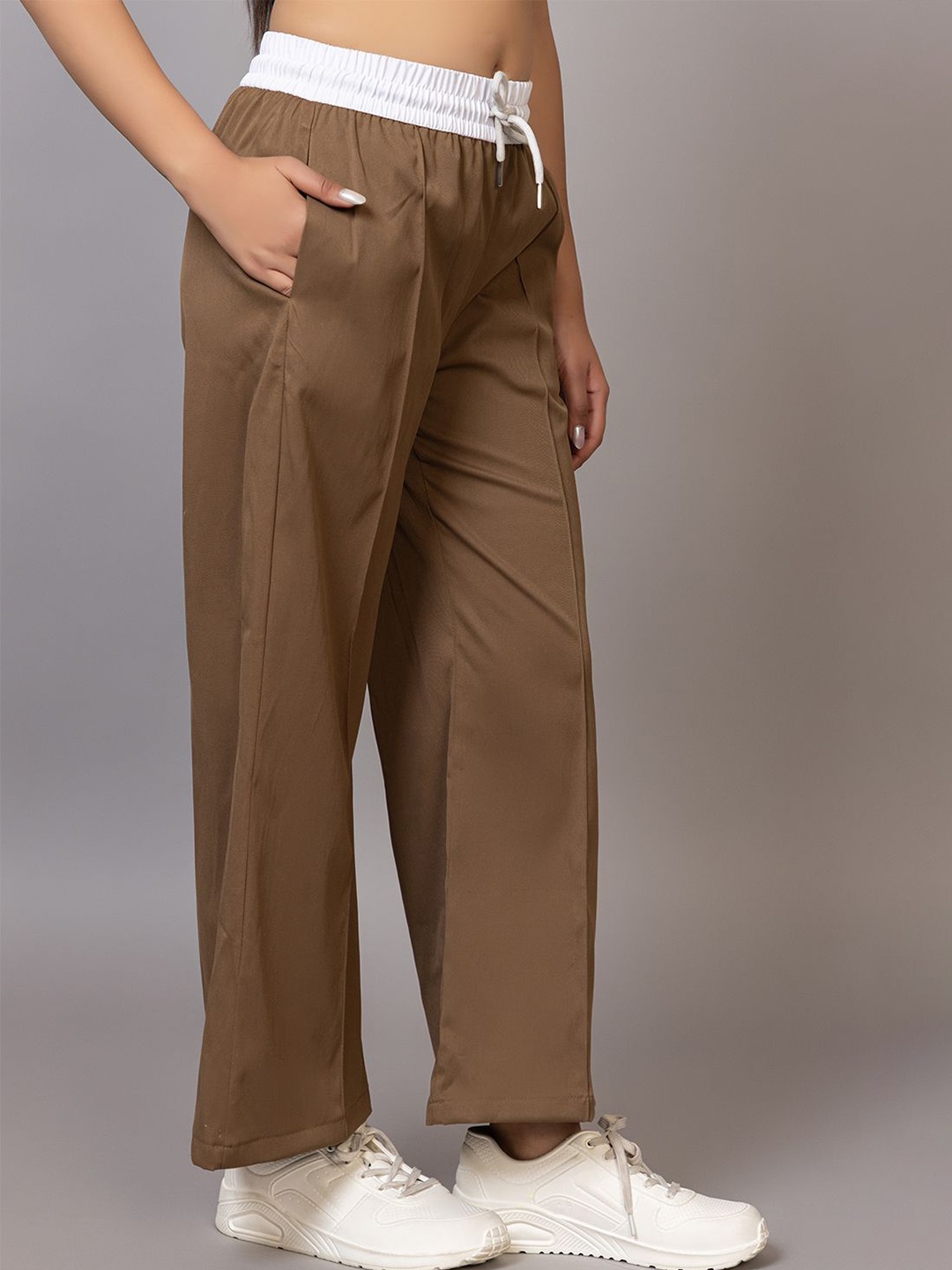 

BAYSTREET Women Regular Fit Flat-Front Wide Leg Trouser, Tan