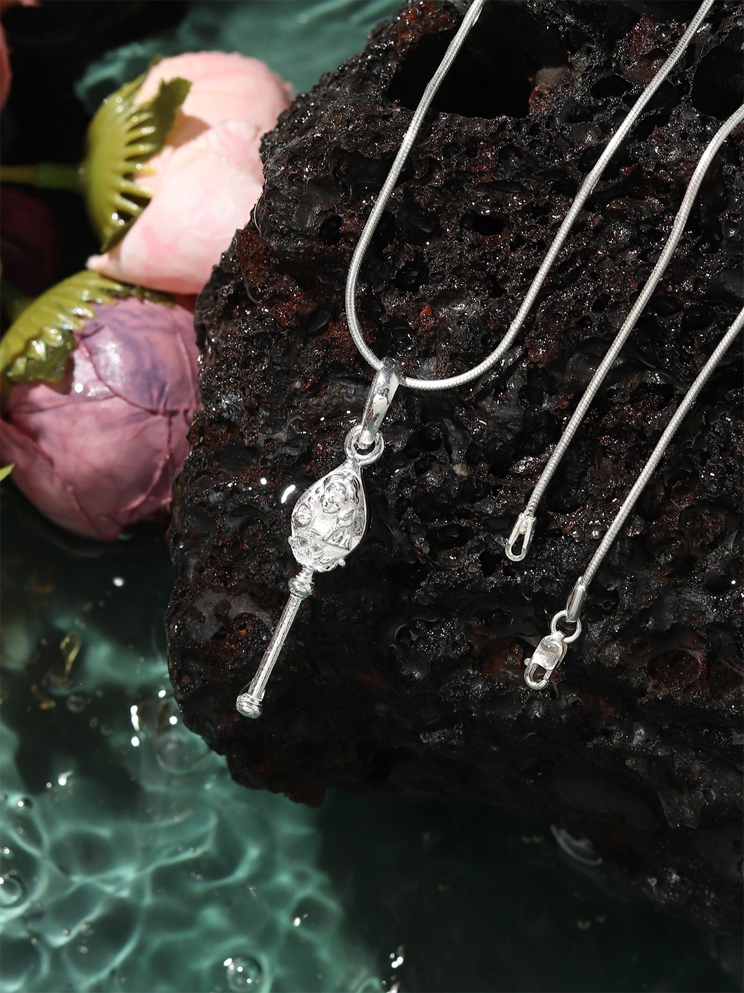 

Metronaut Kartikeya Ji Pendent With Chain, Silver