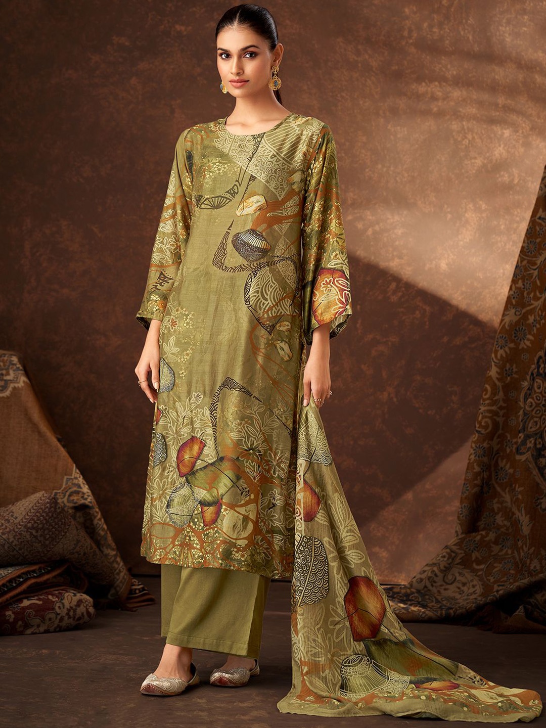 

SAUNDH Unstitched Dress Material, Green