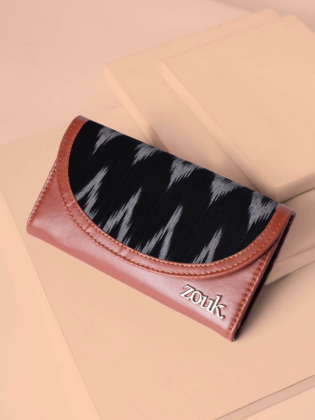 

ZOUK Women Printed Ikat Wave Kyra Leather Envelope Wallet, Brown