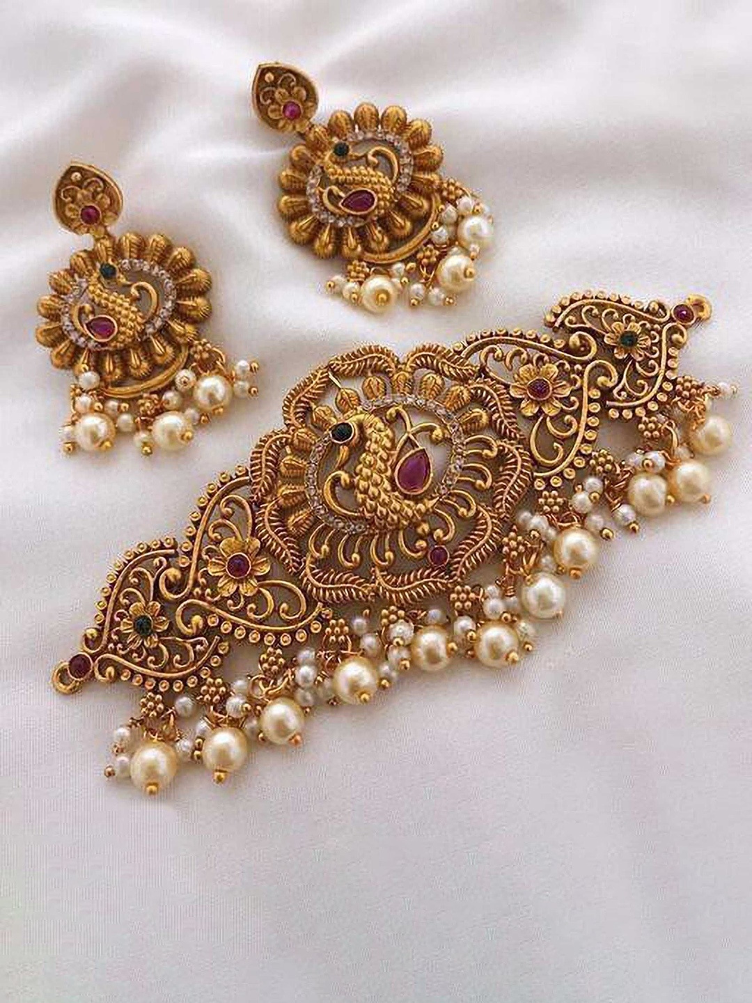 

Anouk Gold-Plated Cubic Zirconia-Studded & Beaded Jewellery Set