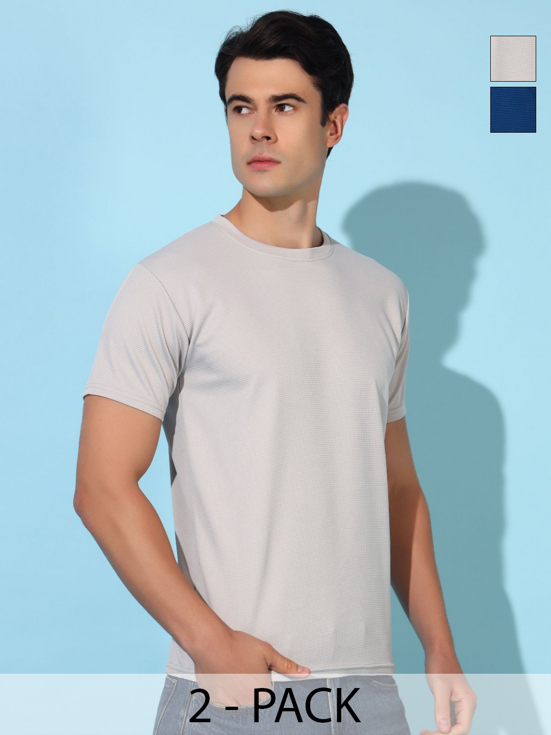 

Christy World Men 2 Applique T-shirt, Multi