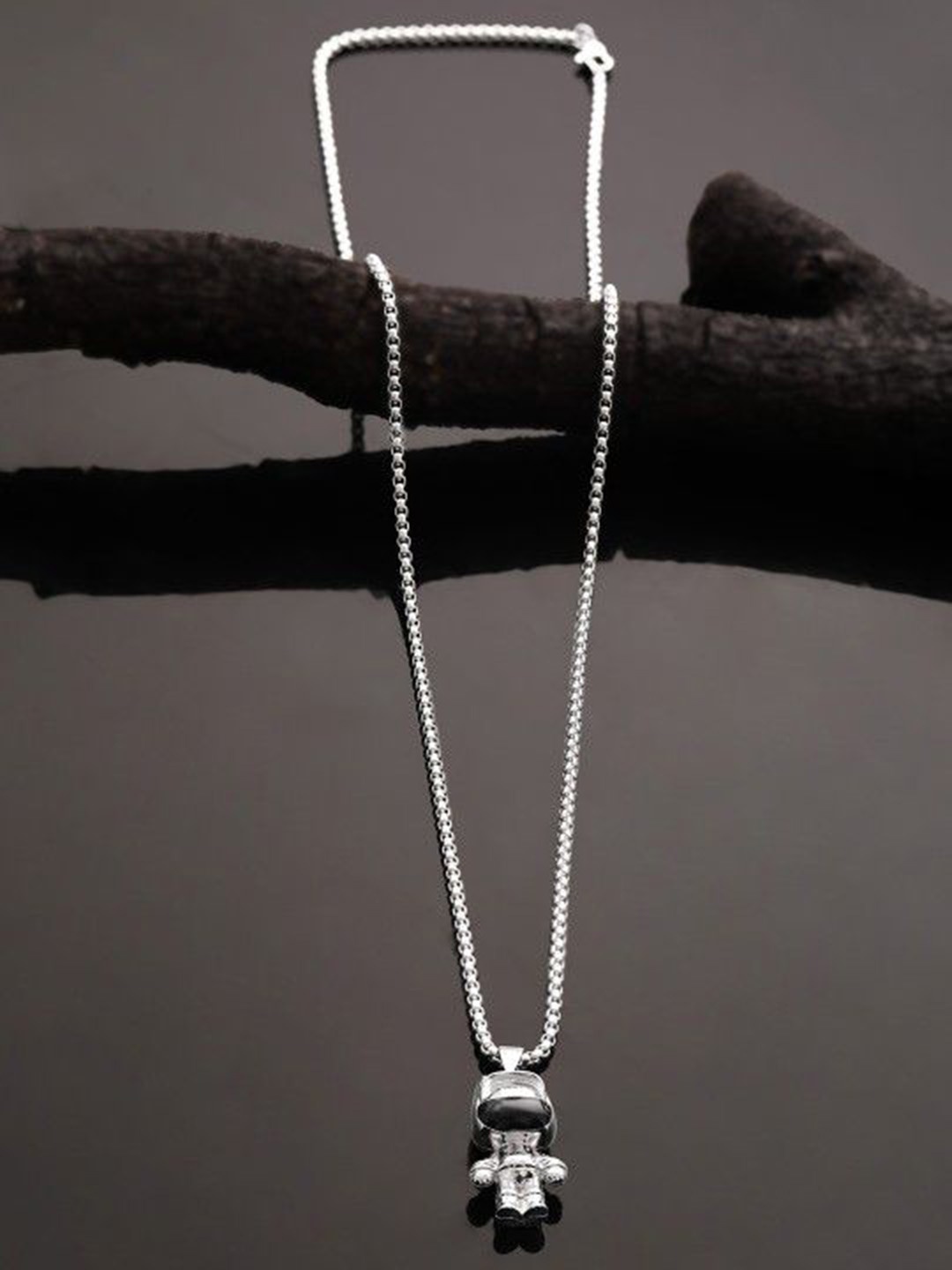 

PASU FASHION Silver-Plated Pendants with Chains