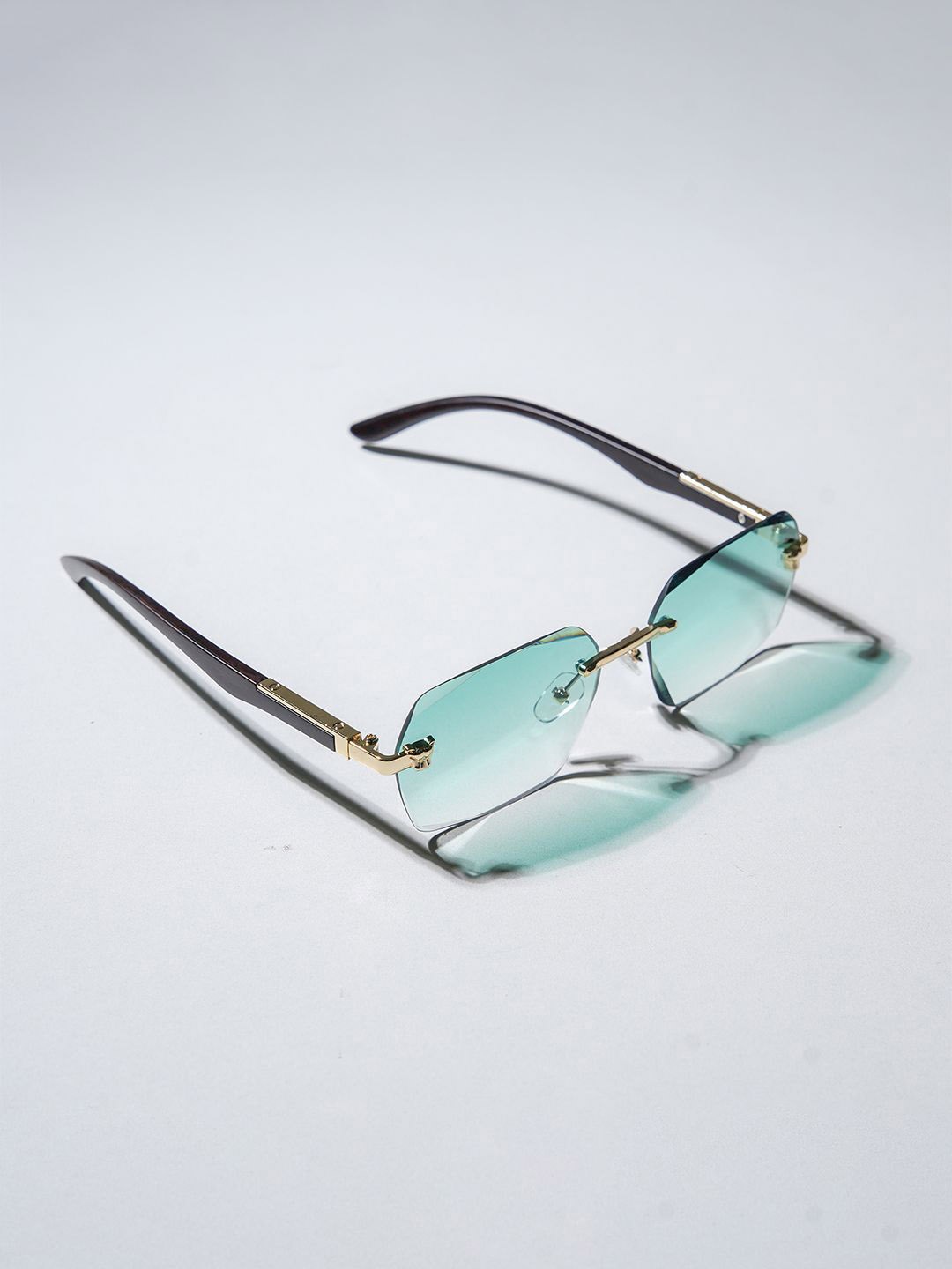 

CHOKORE Men Rectangle Sunglasses with UV Protected Lens, Blue