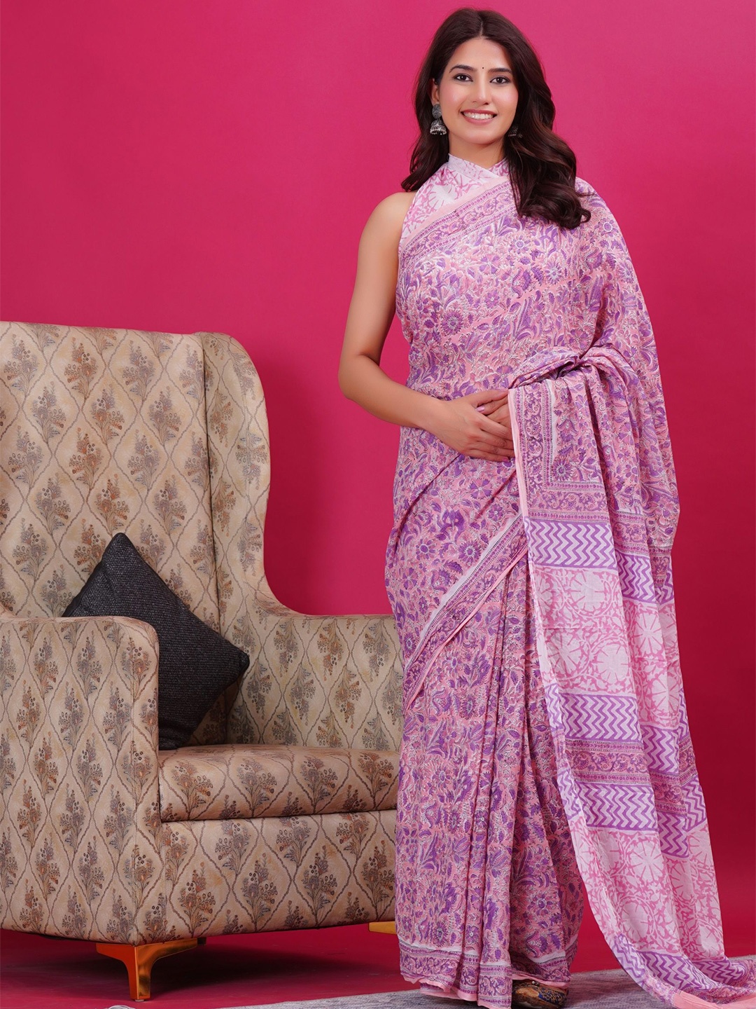

Shivanya Handicrafts Ethnic Motifs Printed Pure Mulmul Cotton Block Print Saree, Pink