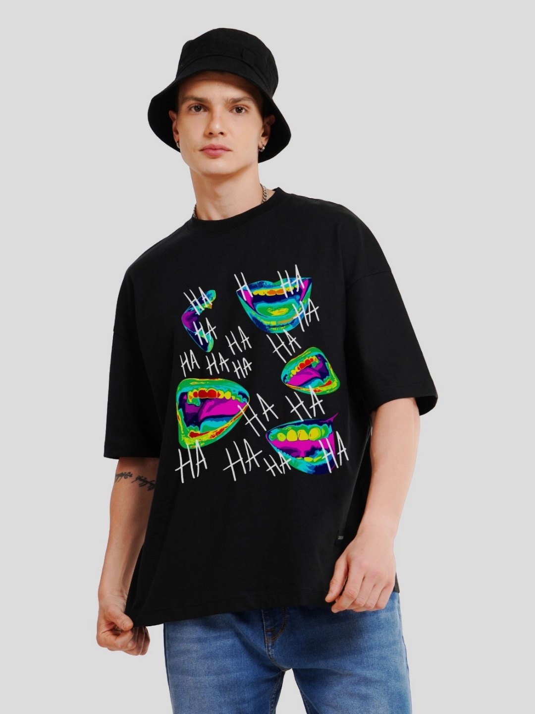 

Underrated Club Men Printed Bio Finish Pockets T-shirt, Black