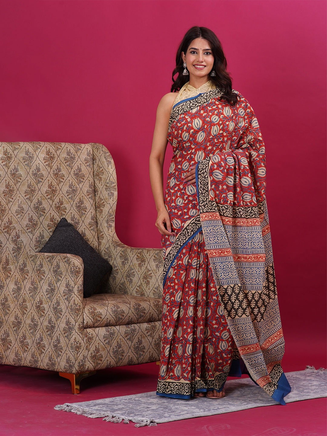

Shivanya Handicrafts Floral Pure Cotton Block Print Saree, Red