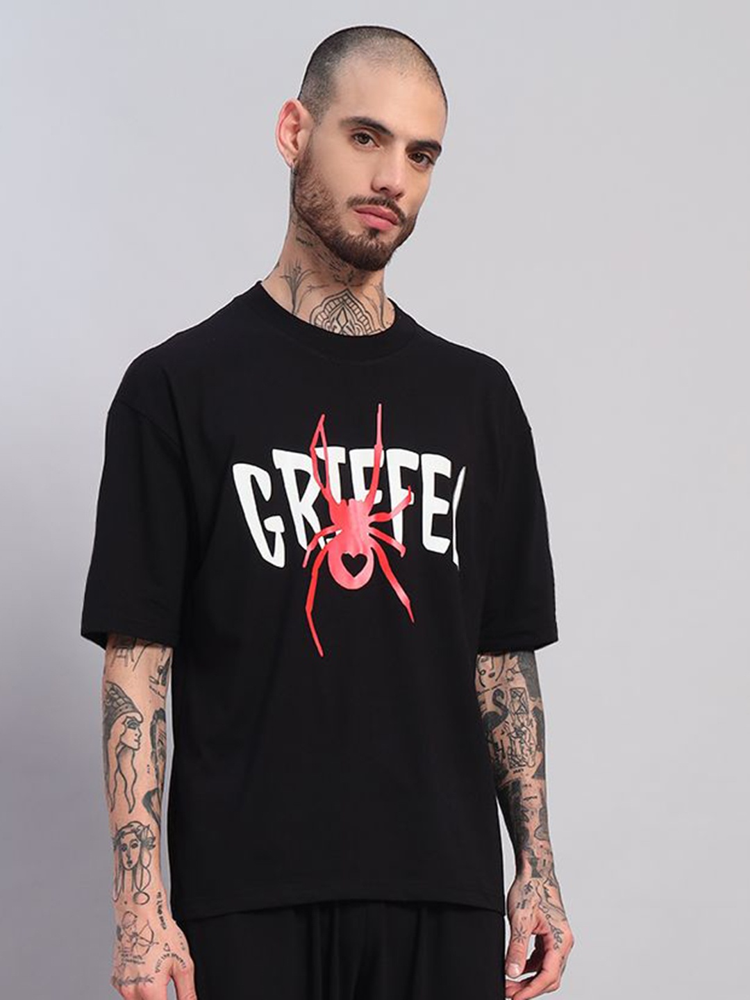 

GRIFFEL Men Printed Drop-Shoulder Sleeves Ultralite T-shirt, Black