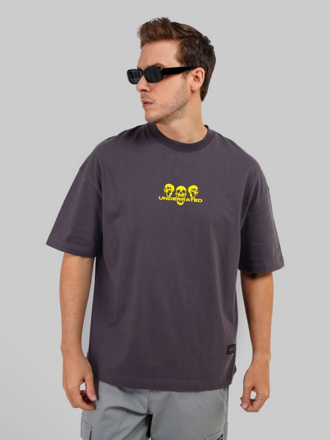 

Underrated Club Men Printed Bio Finish Raw Edge T-shirt, Grey