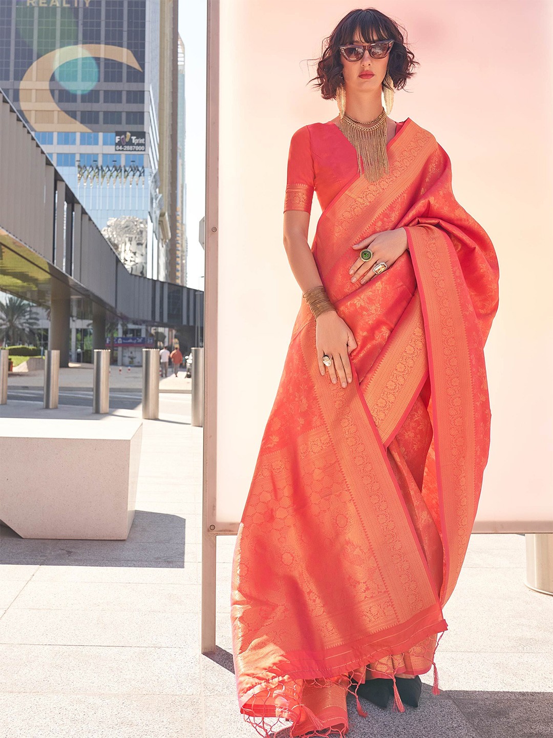 

Vardha Woven Design Zari Kanchipuram Saree, Red