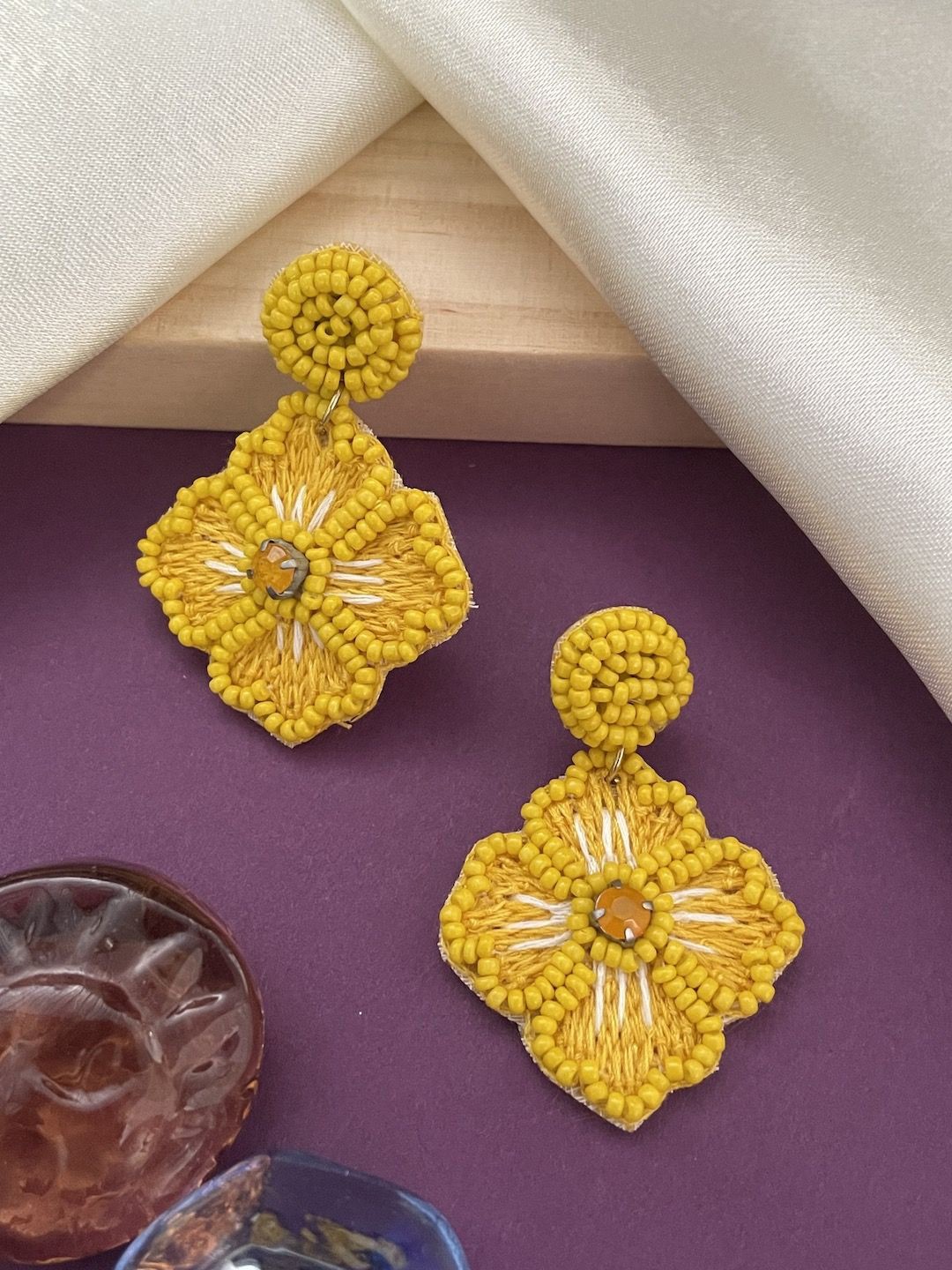 

Digital Dress Room Beaded Floral Shaped Danger Drop Earrings, Yellow