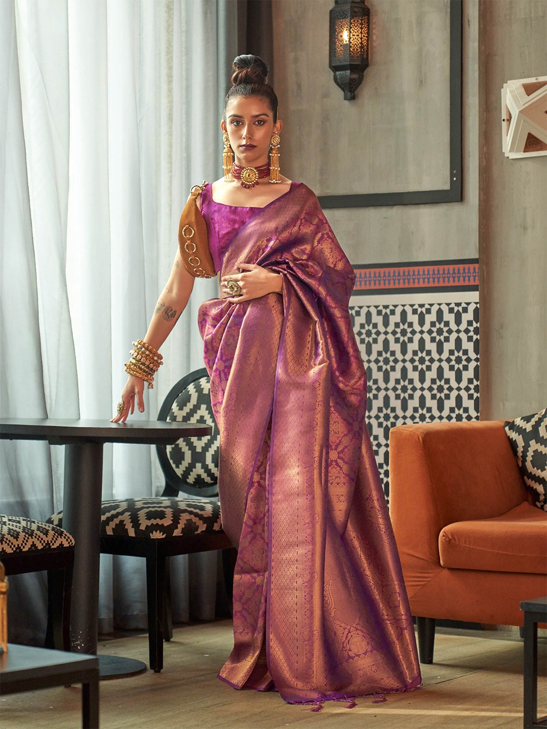 

Vardha Woven Design Zari Kanjeevaram Saree, Purple