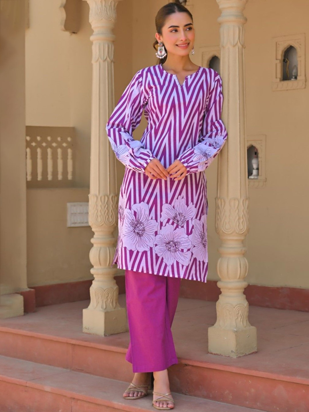 

AUTUMN LANE Women Floral Printed Regular Pure Cotton Kurta with Trousers, Purple