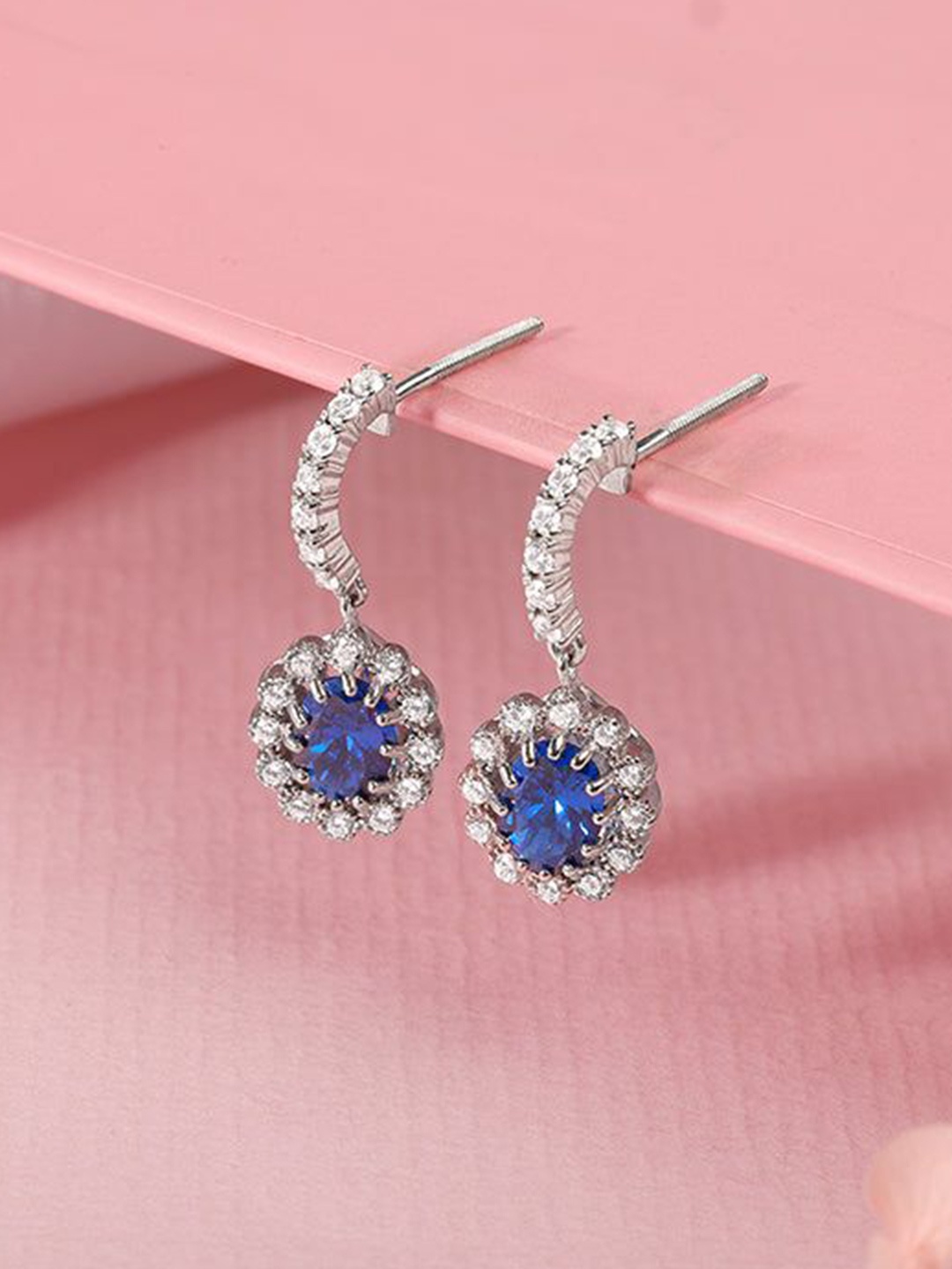 

GIVA 925 Silver-Plated Crystals Stone Studded Floral Studs