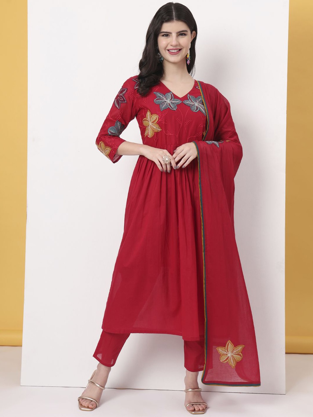

Yufta Women Floral Embroidered Pleated Kantha Work Pure Cotton Kurta with Trousers & With Dupatta, Red