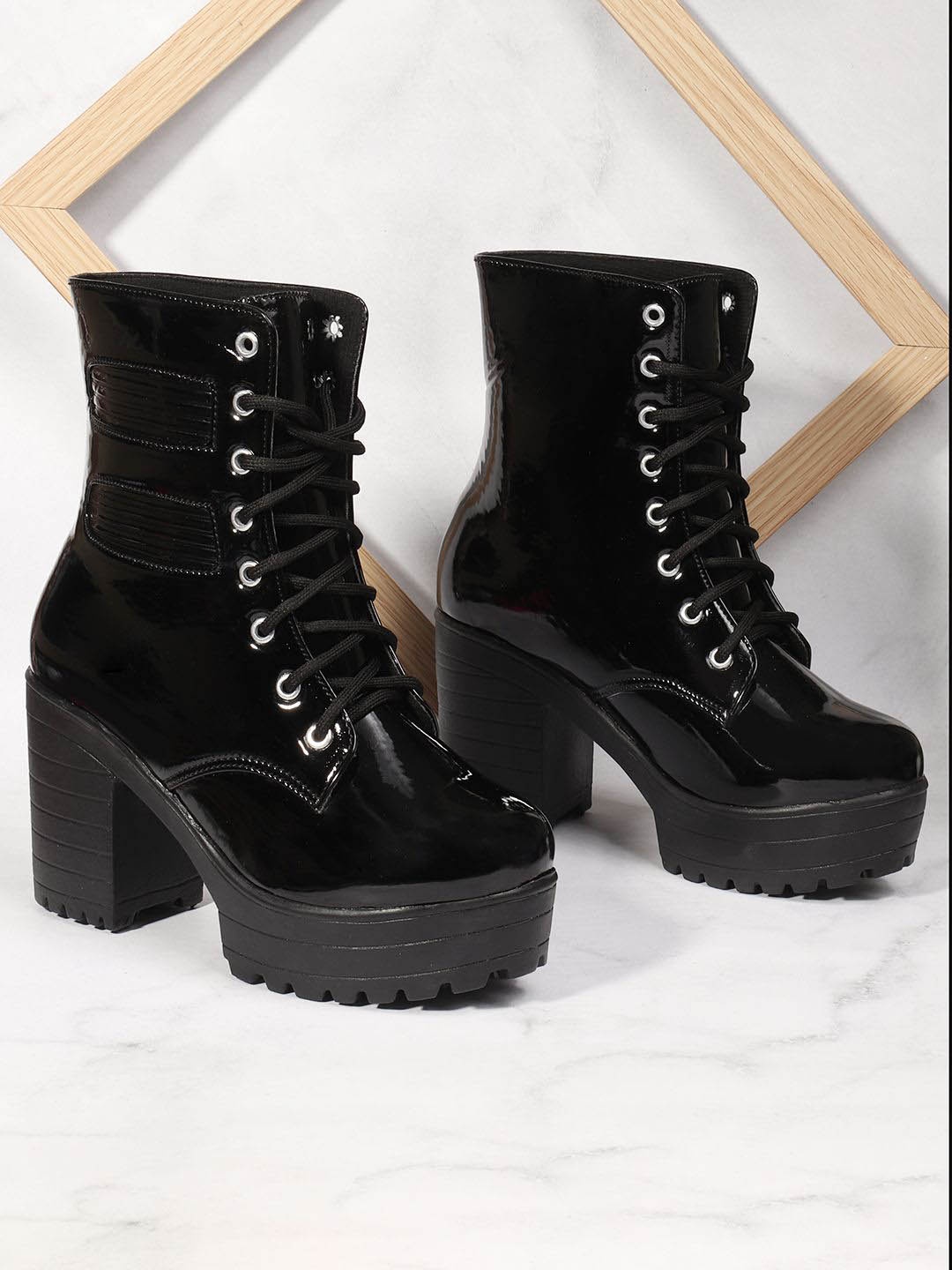 

STRASSE PARIS Women Round Toe Lace Up Chunk Boots, Black